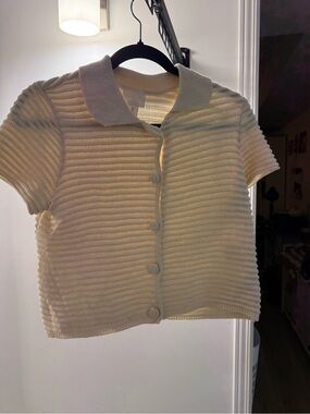 H&M Cream Short-Sleeve Ribbed Button-Down Polo Top